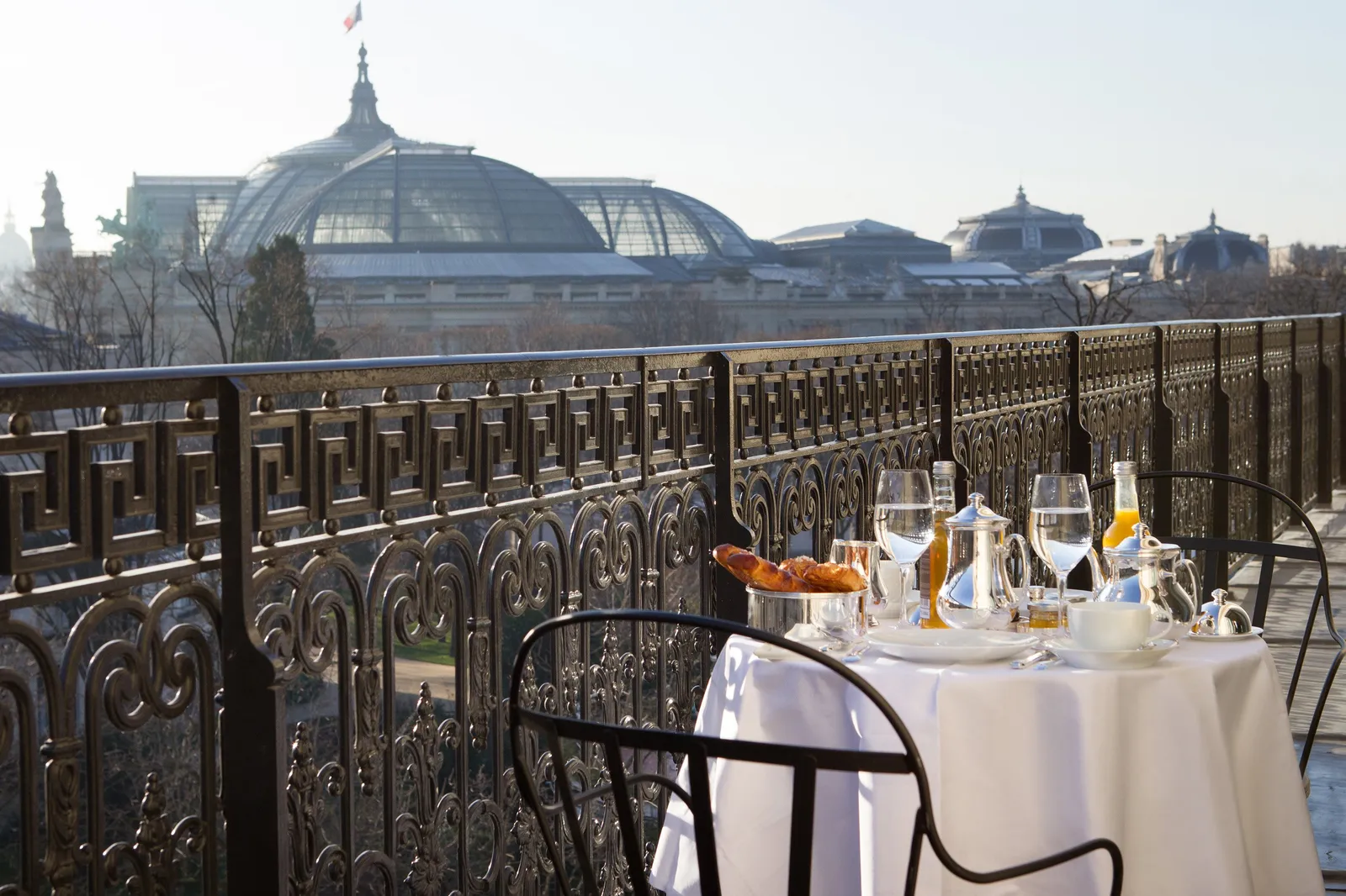 La Réserve — Exterior, Paris