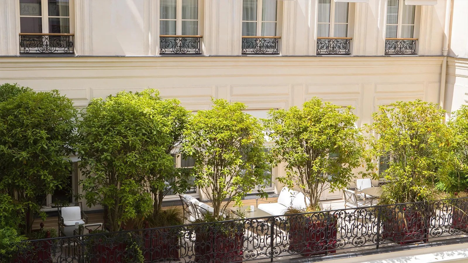 La Réserve, Paris