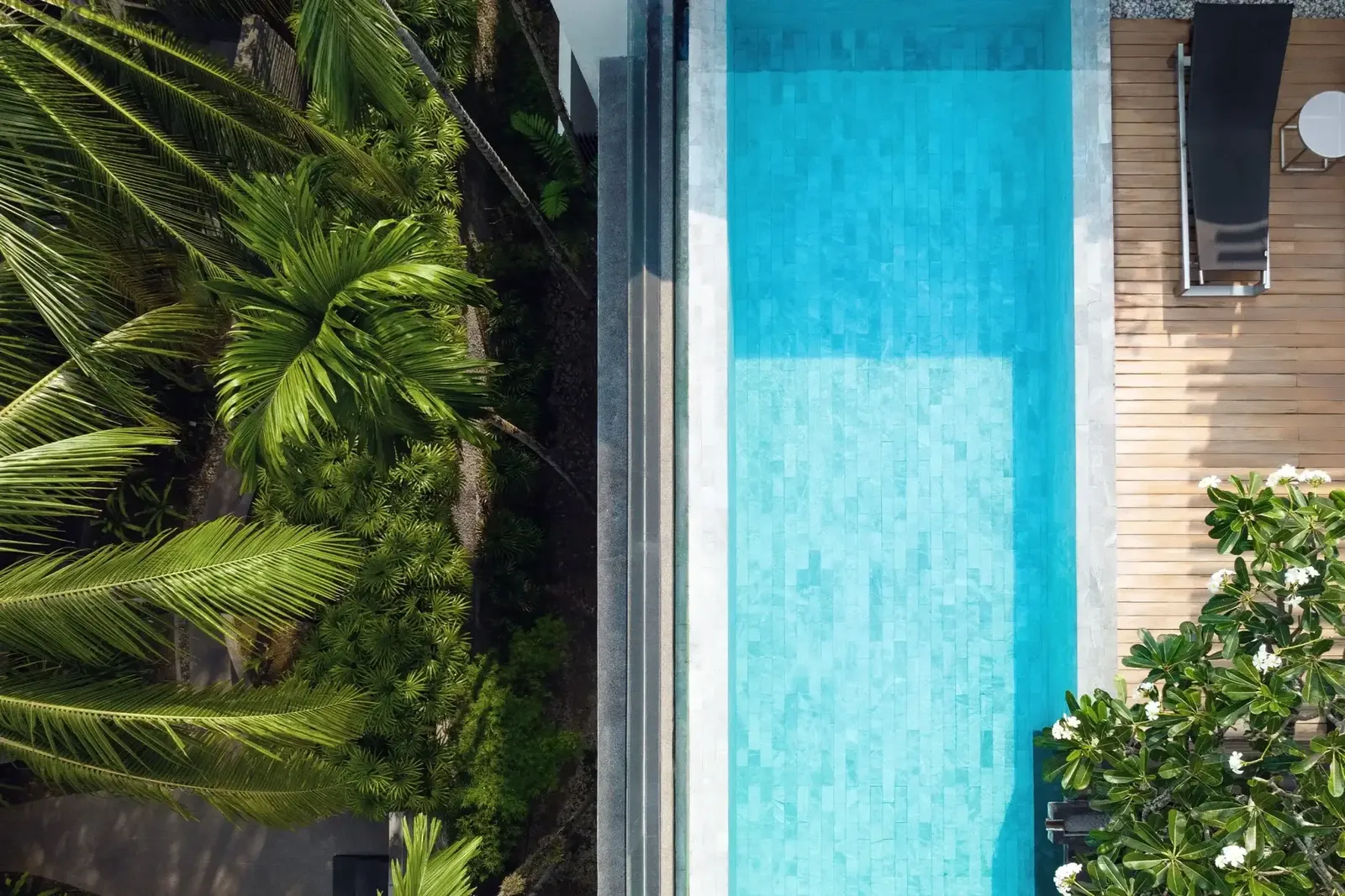 Twinpalms Surin Beach Phuket, Surin Beach