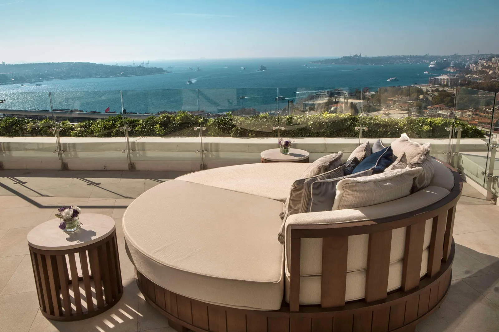 Conrad Istanbul Bosphorus — Exterior, Istanbul