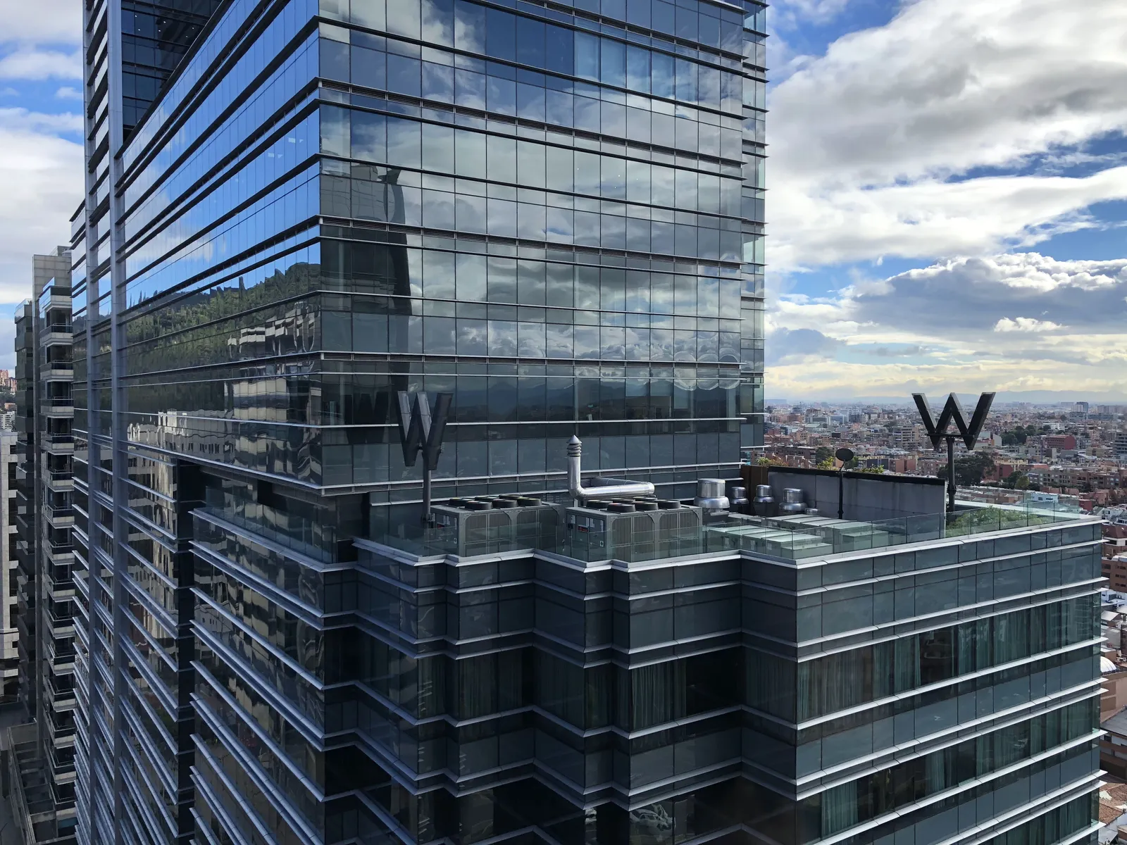 W Bogota — Exterior, Bogotá