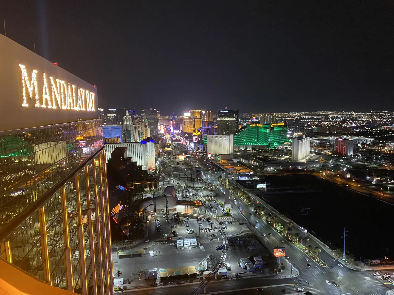 Four Seasons Hotel Las Vegas — Exterior, Las Vegas