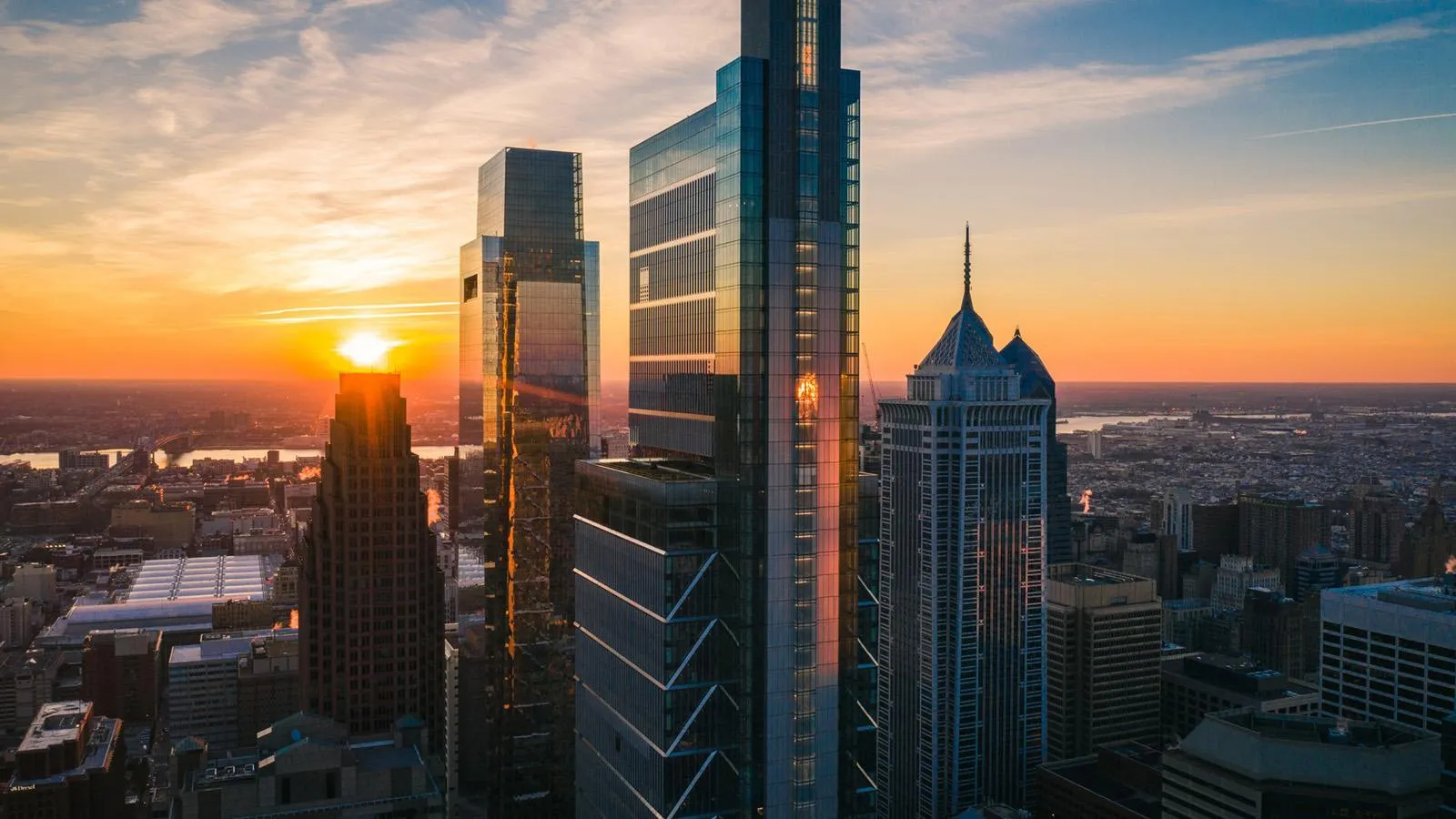Four Seasons Hotel Philadelphia — Exterior, Philadelphia