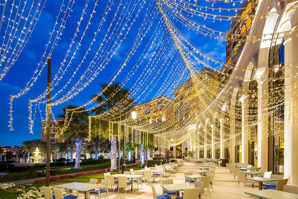The Ritz-Carlton Abu Dhabi, Grand Canal — Exterior, Abu Dhabi