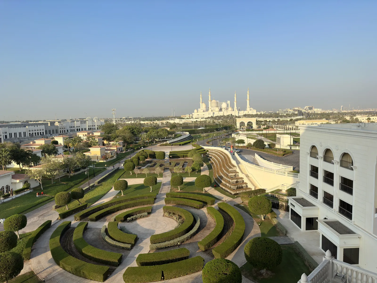 The Ritz-Carlton Abu Dhabi, Grand Canal — Exterior, Abu Dhabi