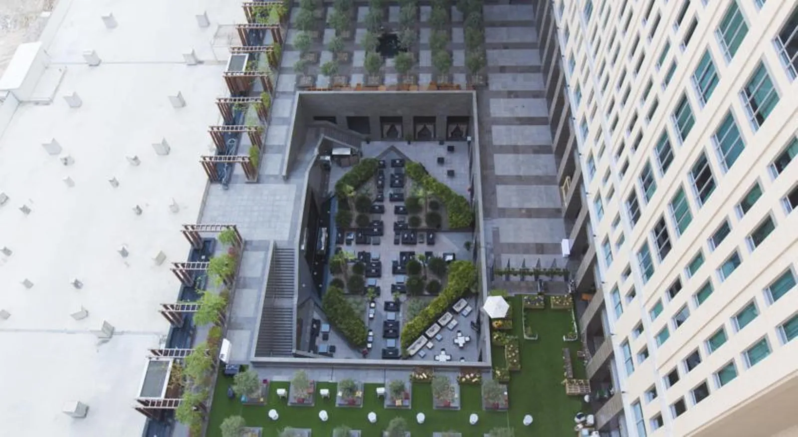 The Ritz-Carlton, Dubai International Financial Centre — Exterior, Dubai