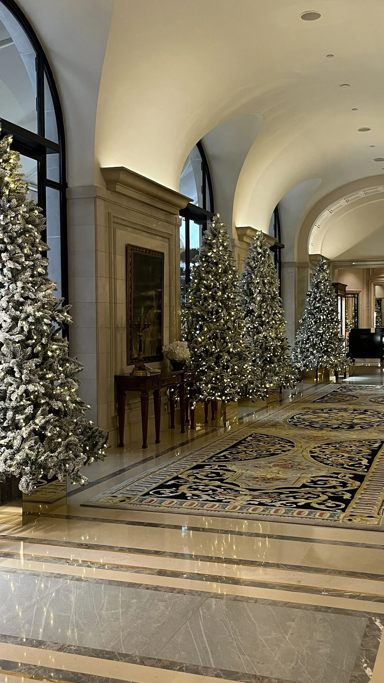 Four Seasons Hotel George V, Paris — Exterior, Paris