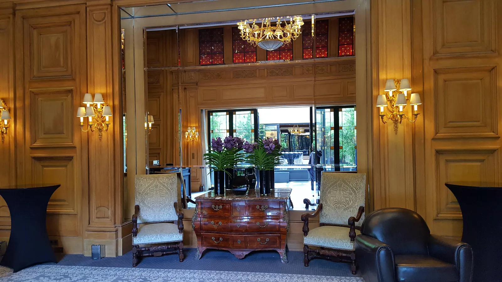 Four Seasons Hotel George V, Paris — Exterior, Paris