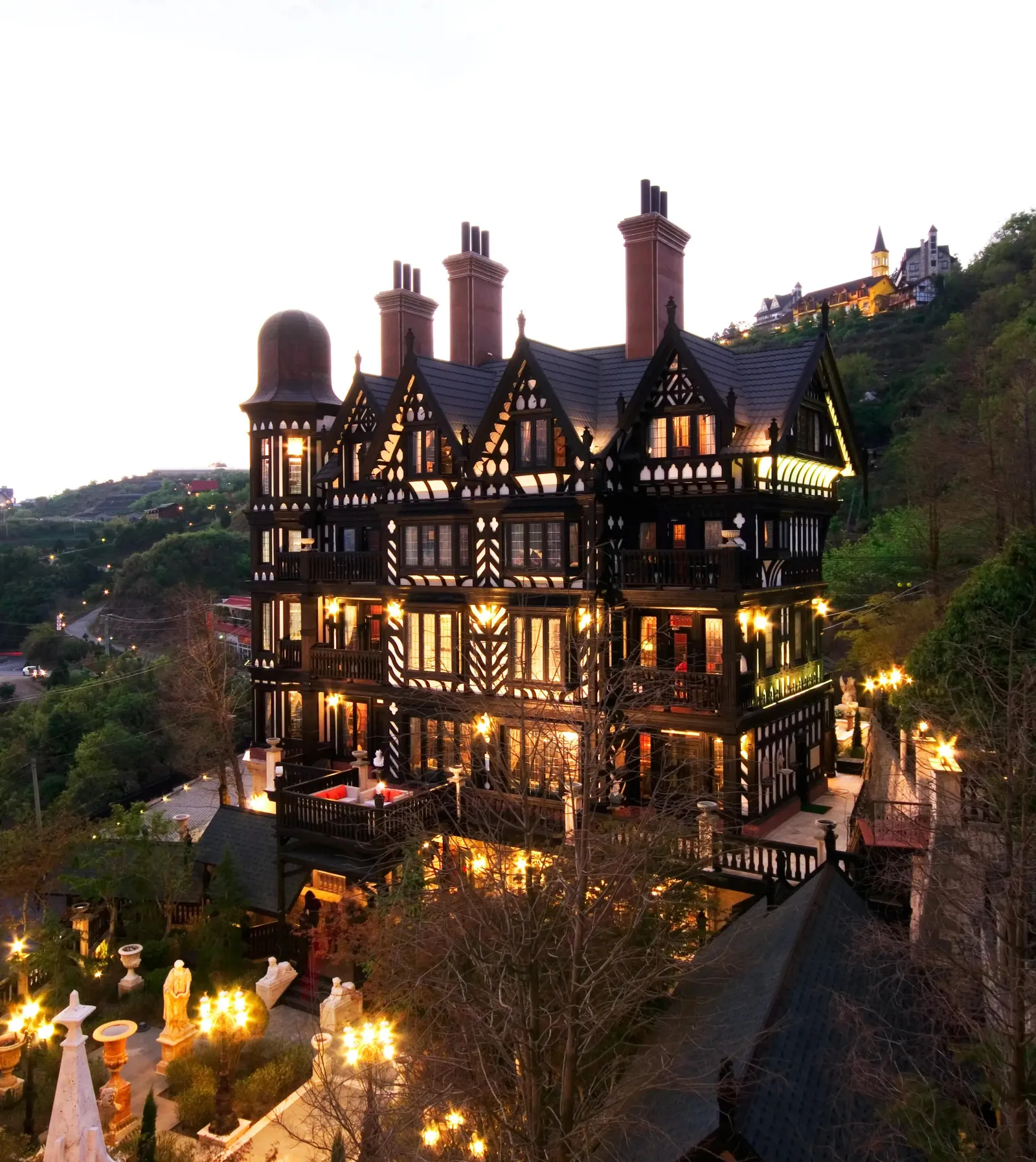 The Old England Manor, Bath