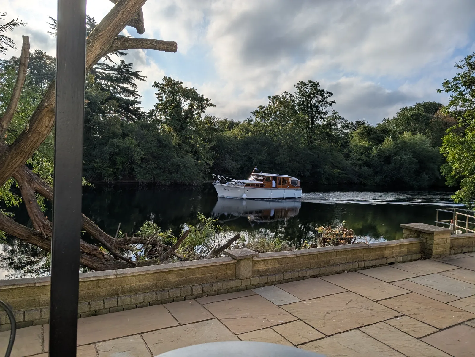 Monkey Island Estate — Exterior, Bray