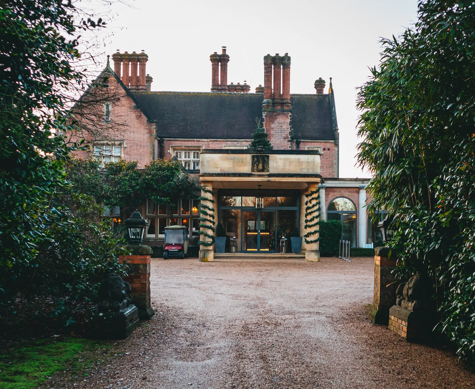 Alexander House And Utopia Spa — Exterior, East Grinstead