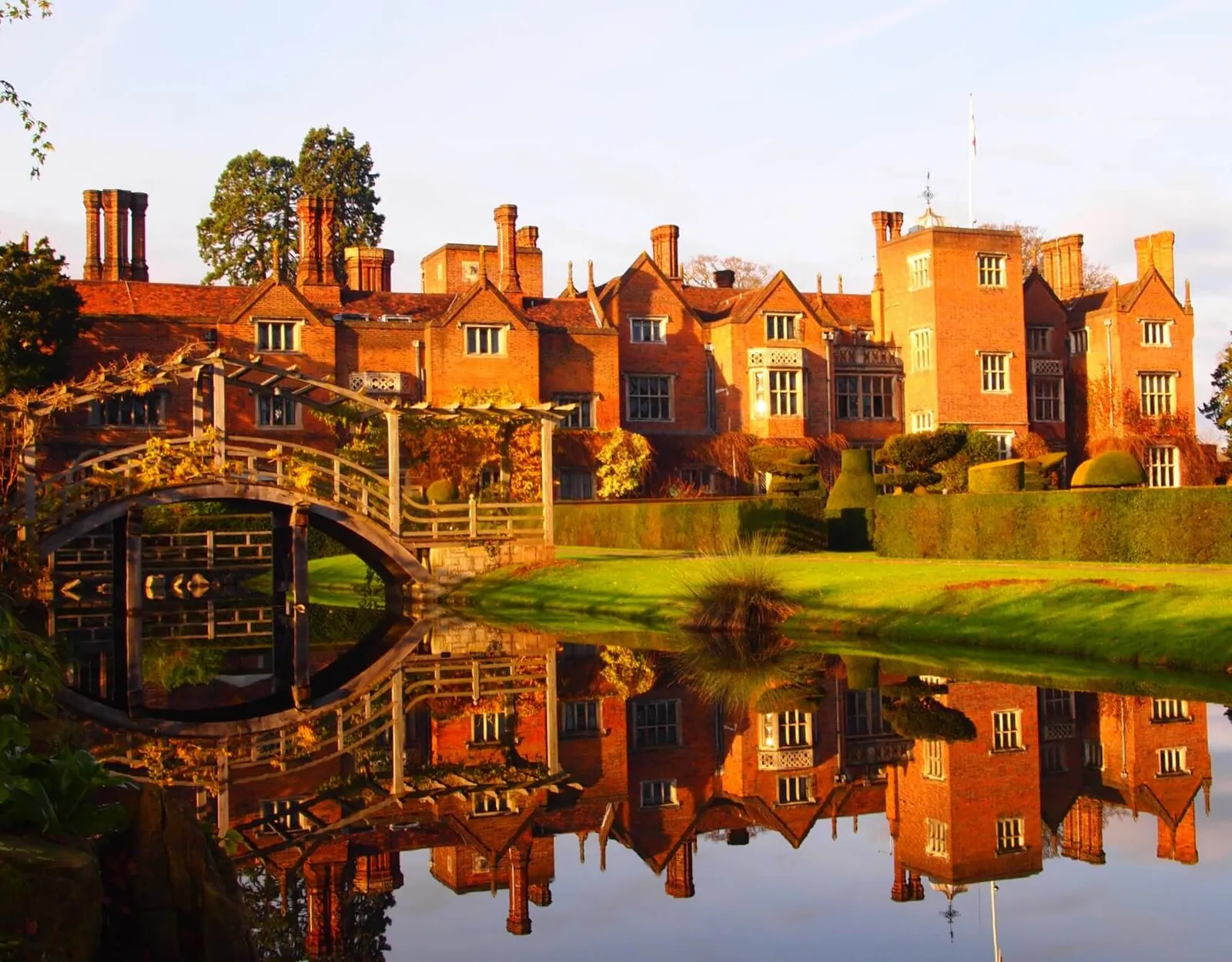 Great Fosters, Egham