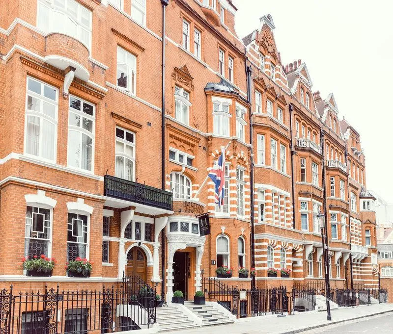 11 Cadogan Gardens — Exterior, London