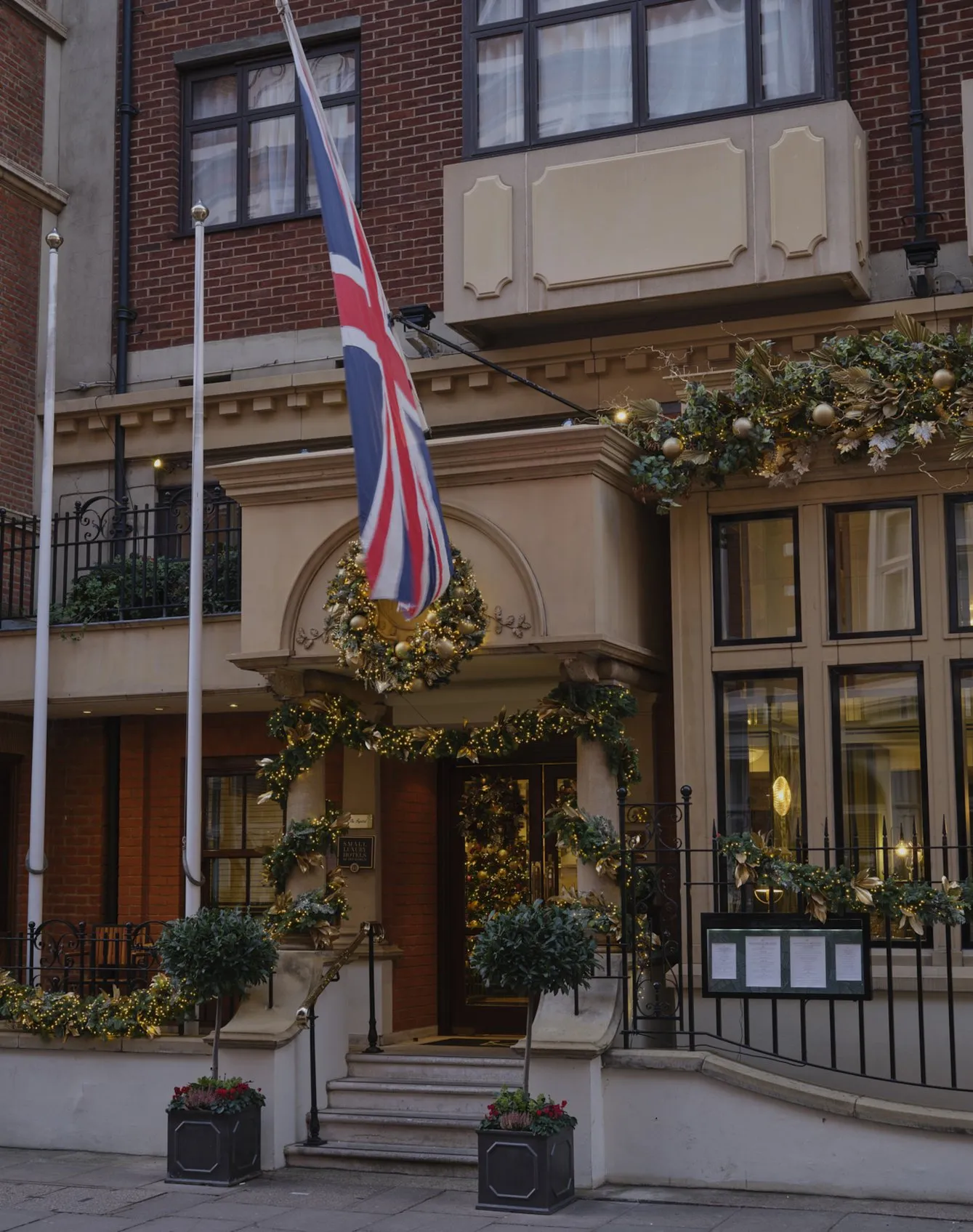 The Capital Hotel Apartments And Townhouse — Exterior, London