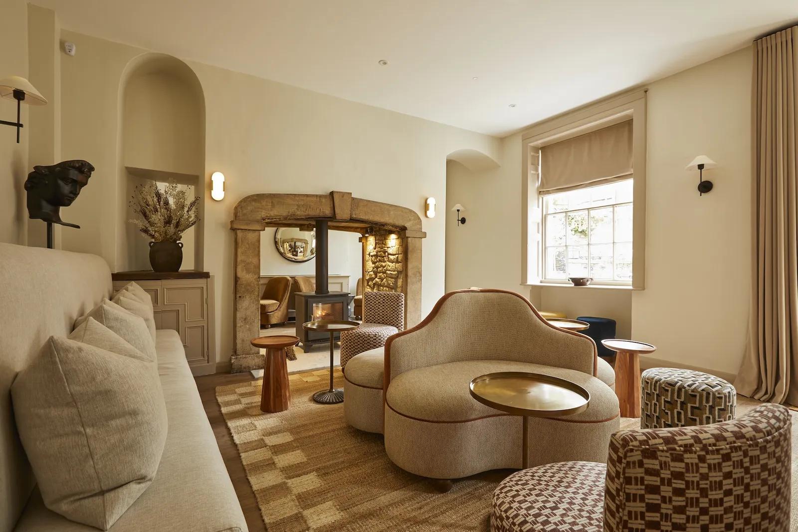 The Feathers Hotel, Woodstock