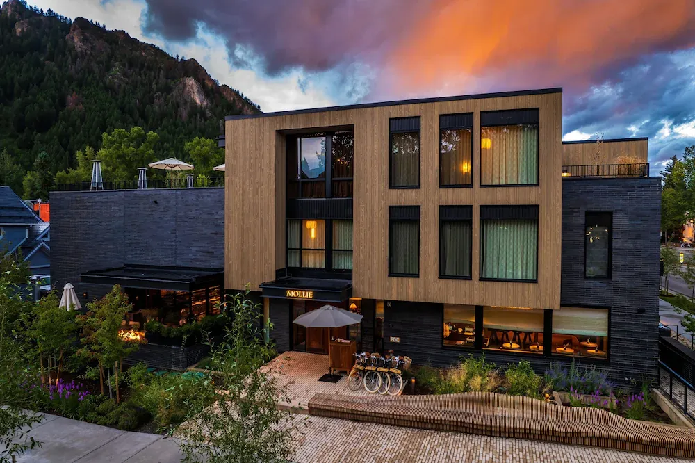 MOLLIE ASPEN — Exterior, Aspen