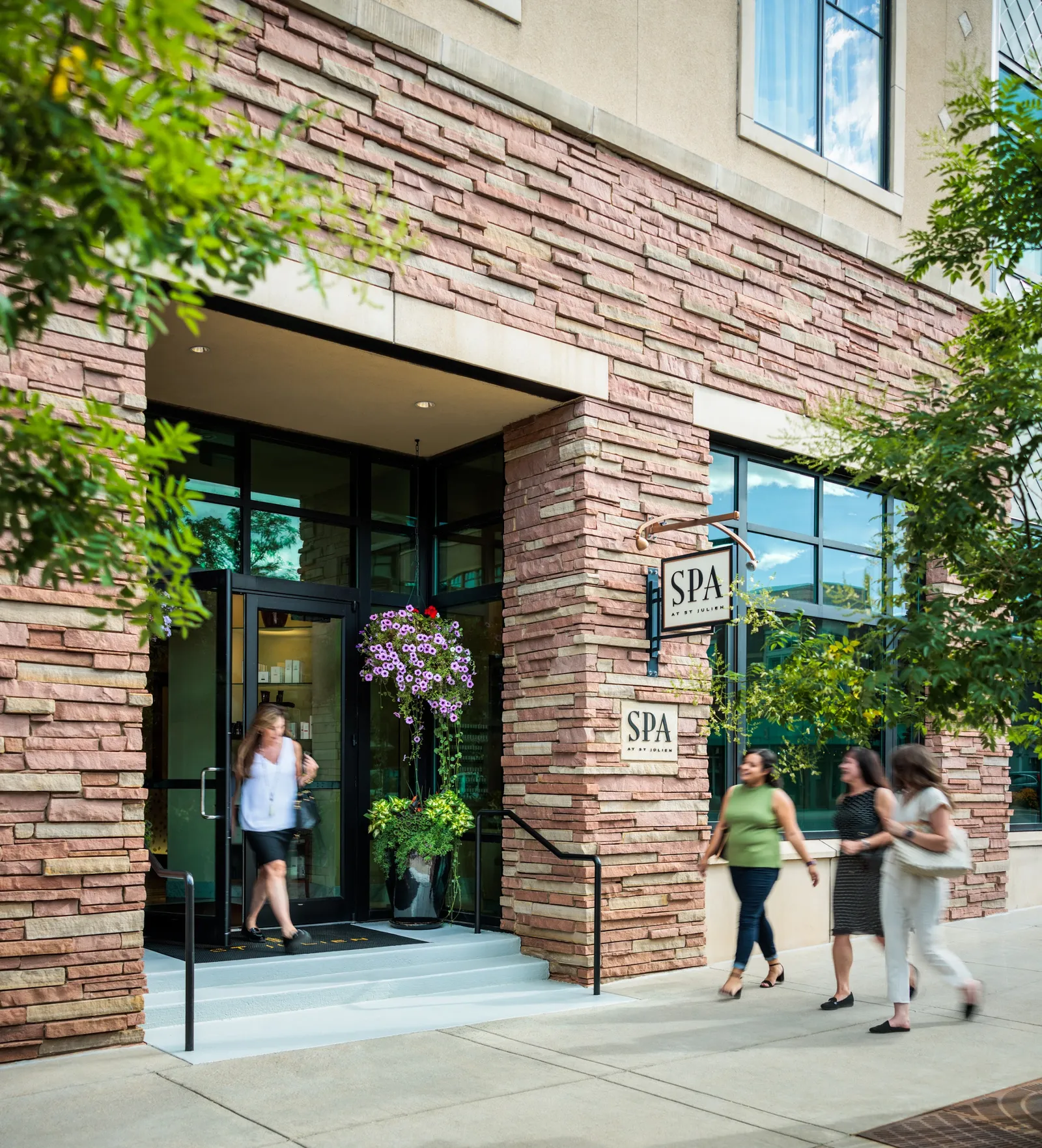 St Julien Hotel & Spa — Exterior, Boulder