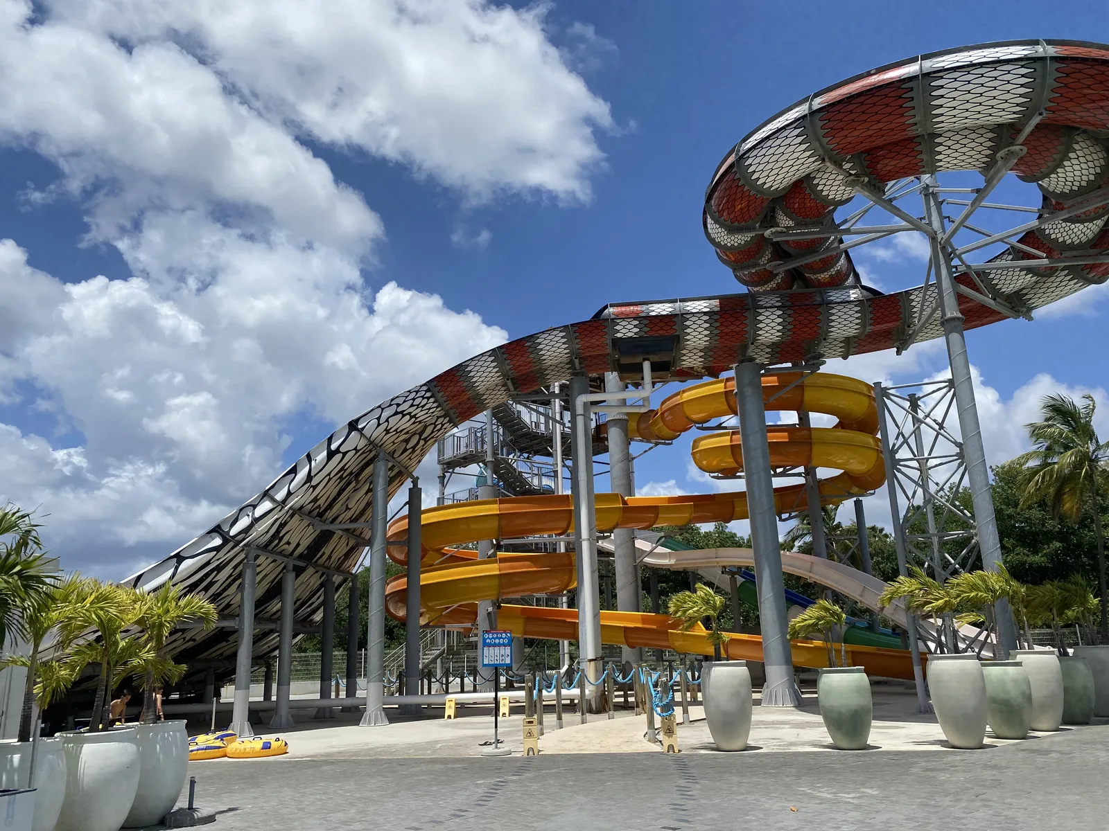 Mangrove Beach Corendon Curacao All-Inclusive Resort, Curio by Hilton — Exterior, Willemstad
