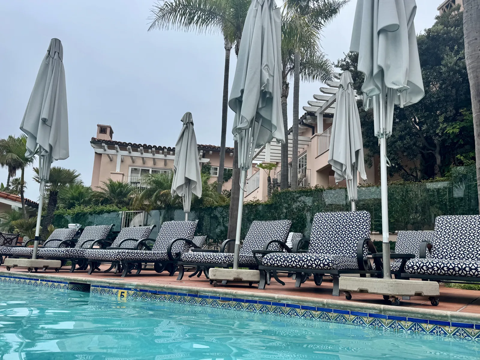 La Valencia Hotel — Exterior, La Jolla