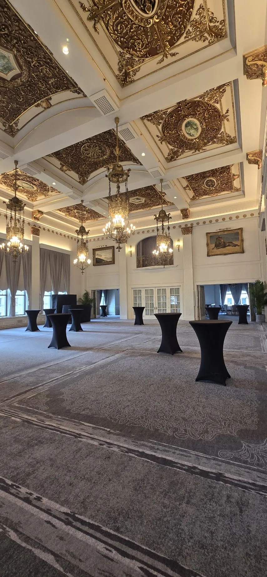 The Pfister Hotel — Exterior, Milwaukee