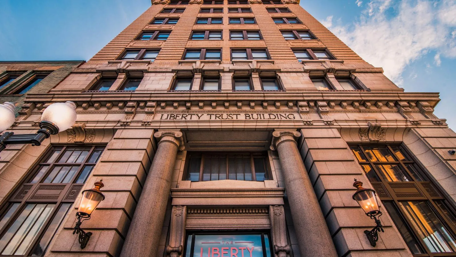 The Liberty Trust, Roanoke