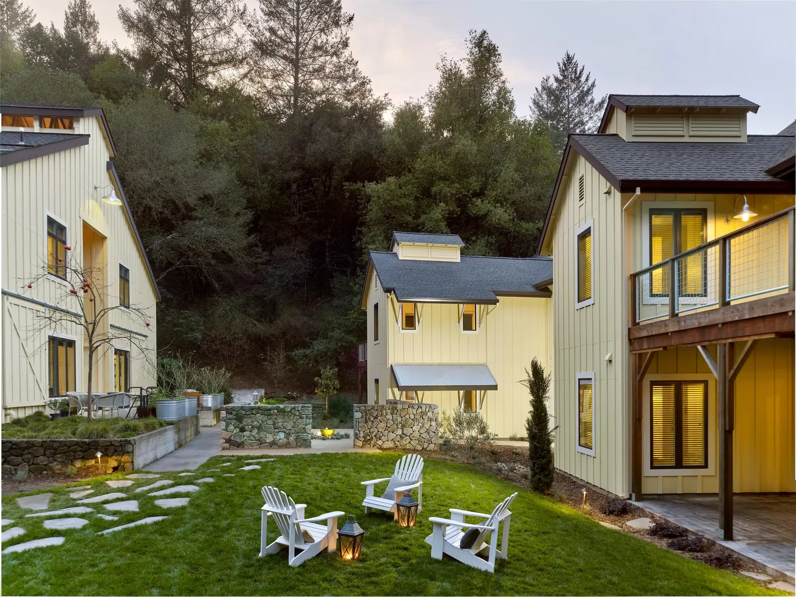 Farmhouse Inn, Forestville