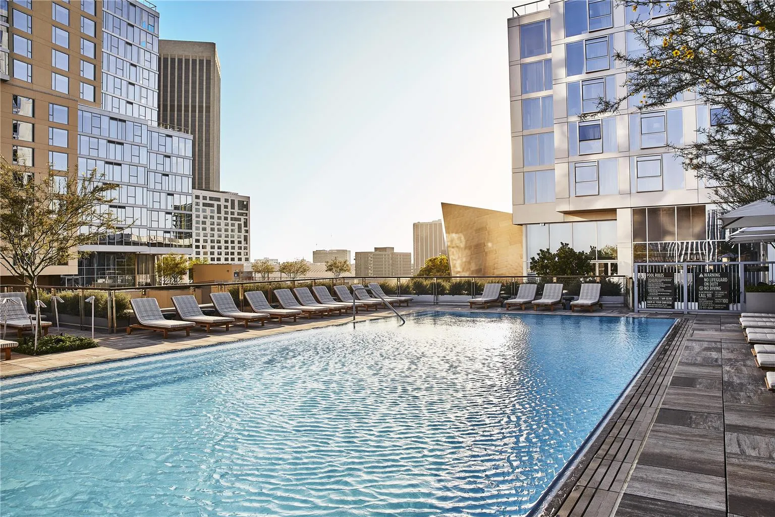 Conrad Los Angeles — Exterior, Los Angeles