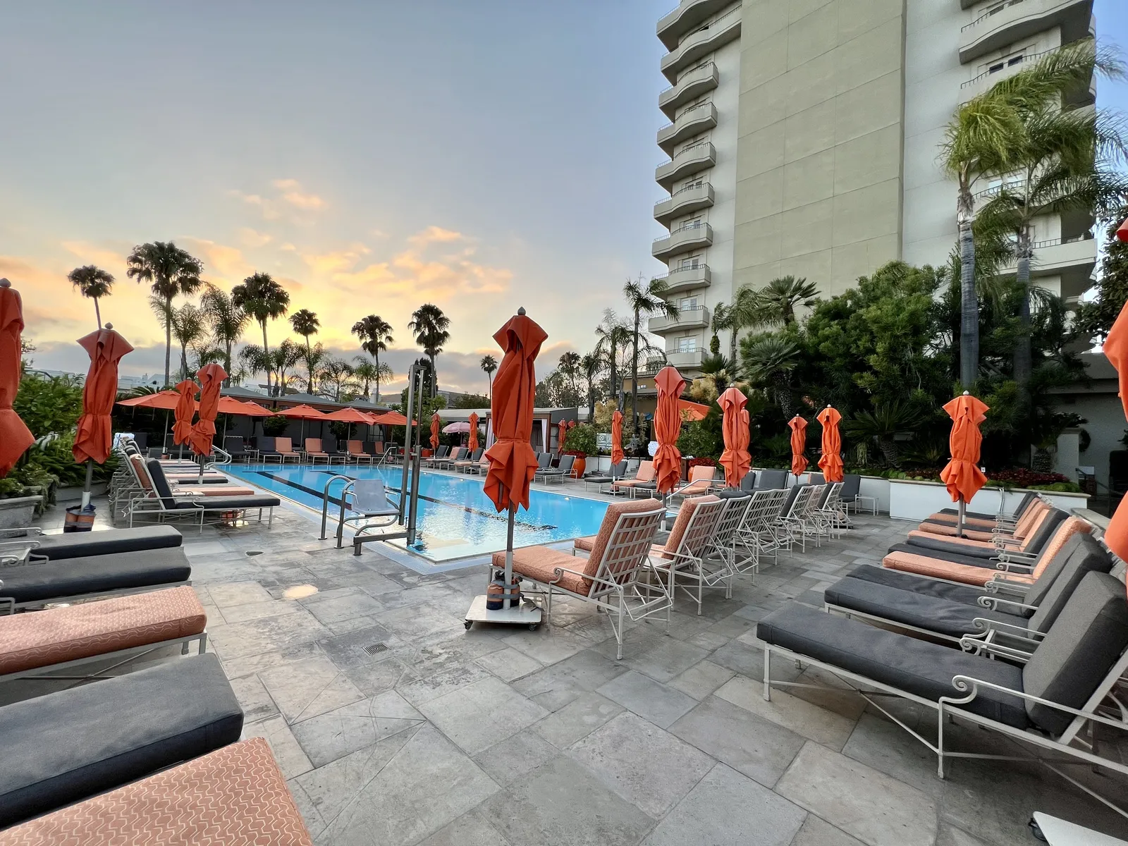 Four Seasons Hotel Los Angeles at Beverly Hills — Exterior, Los Angeles