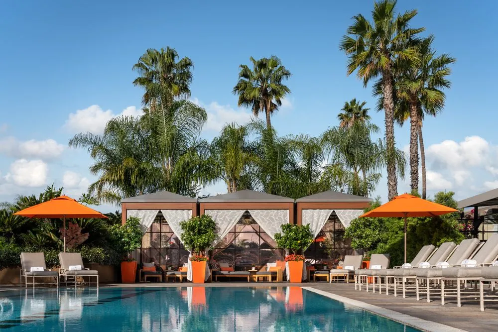 Four Seasons Hotel Los Angeles at Beverly Hills — Exterior, Los Angeles