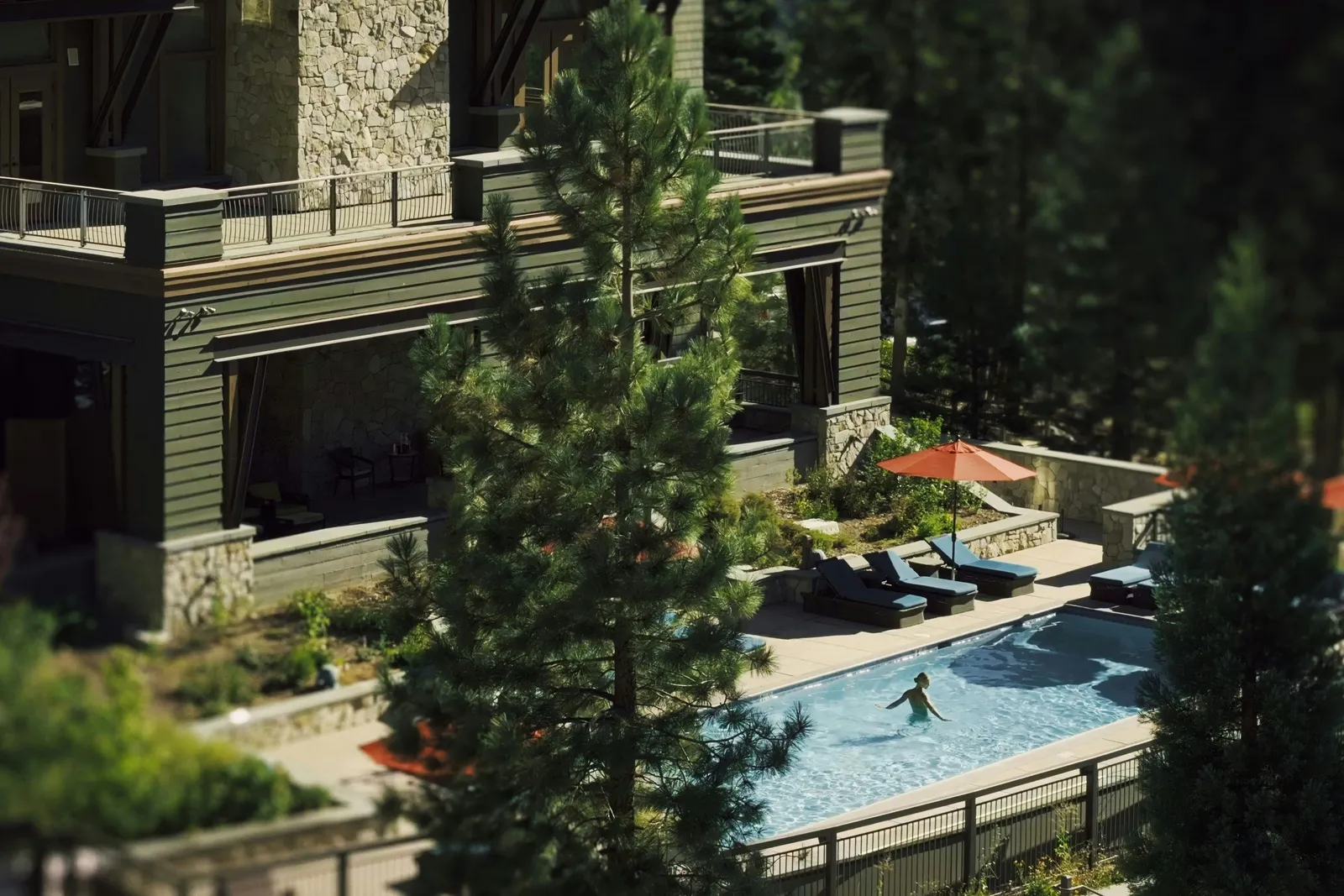 The Ritz-Carlton, Lake Tahoe — Exterior, Truckee