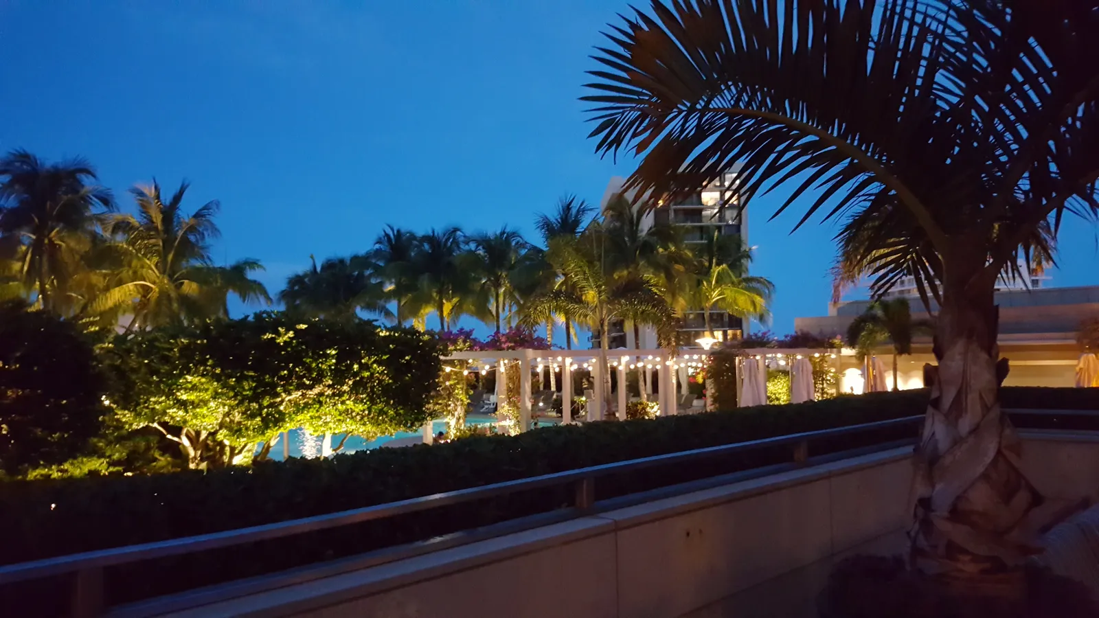 Four Seasons Hotel Miami — Exterior, Miami