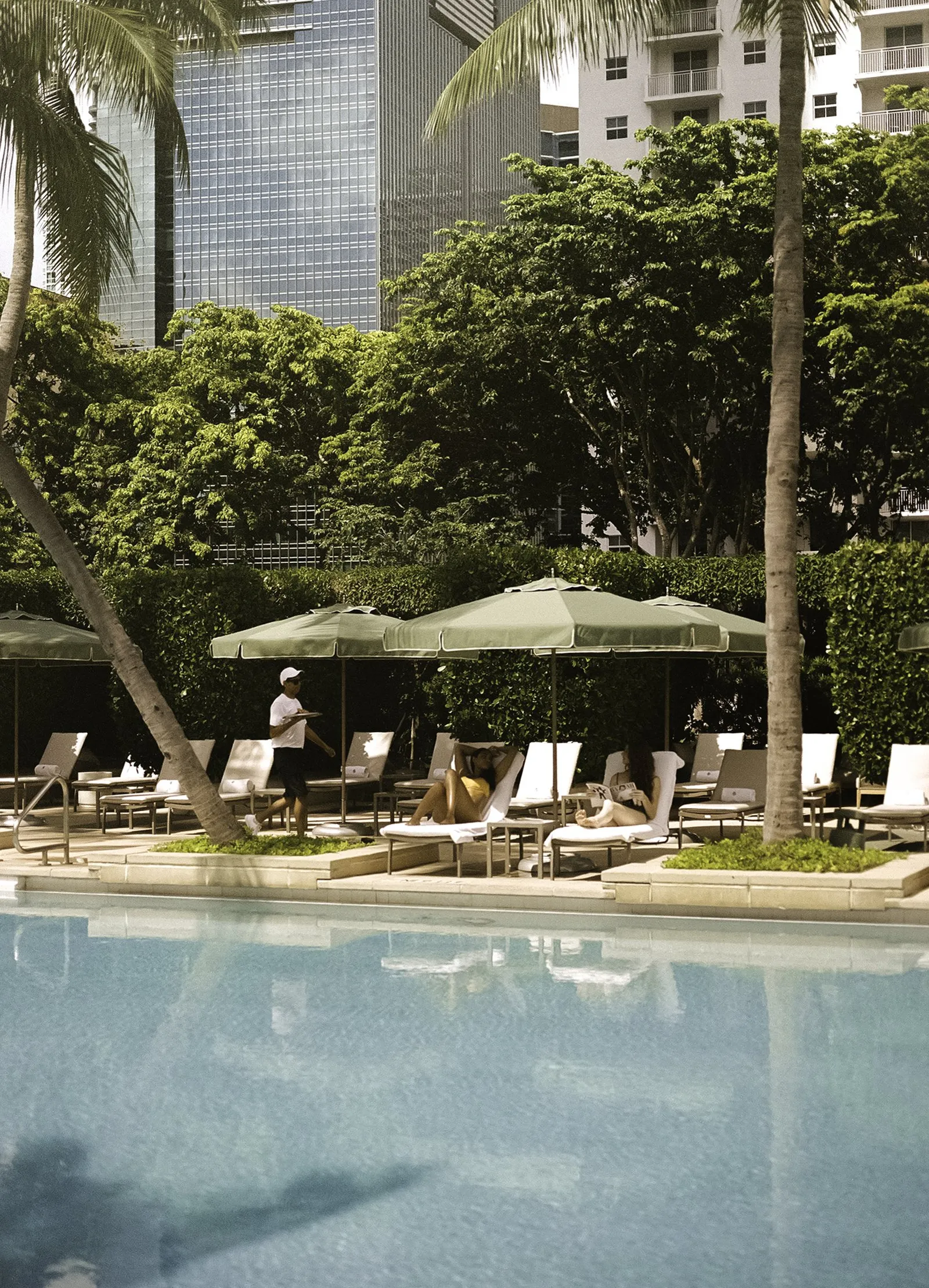 Four Seasons Hotel Miami — Exterior, Miami