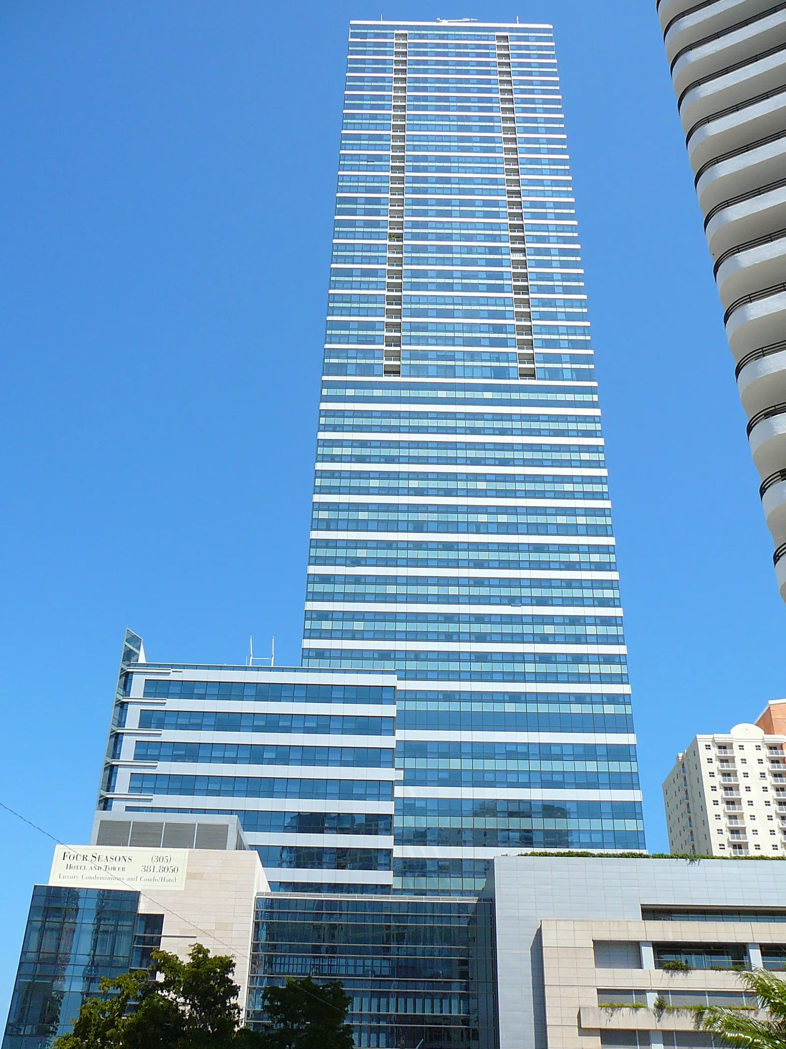 Four Seasons Hotel Miami, Miami