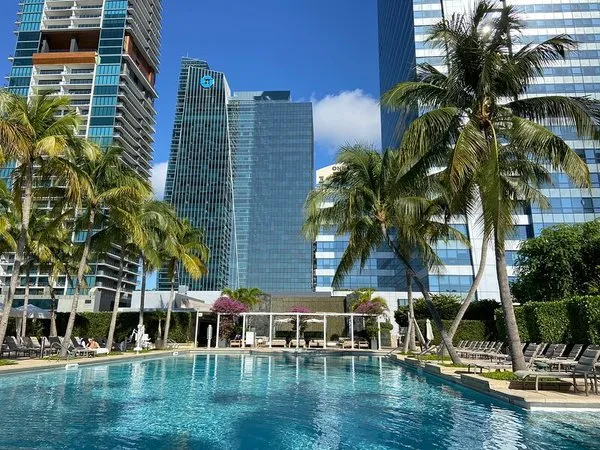 Four Seasons Hotel Miami — Exterior, Miami