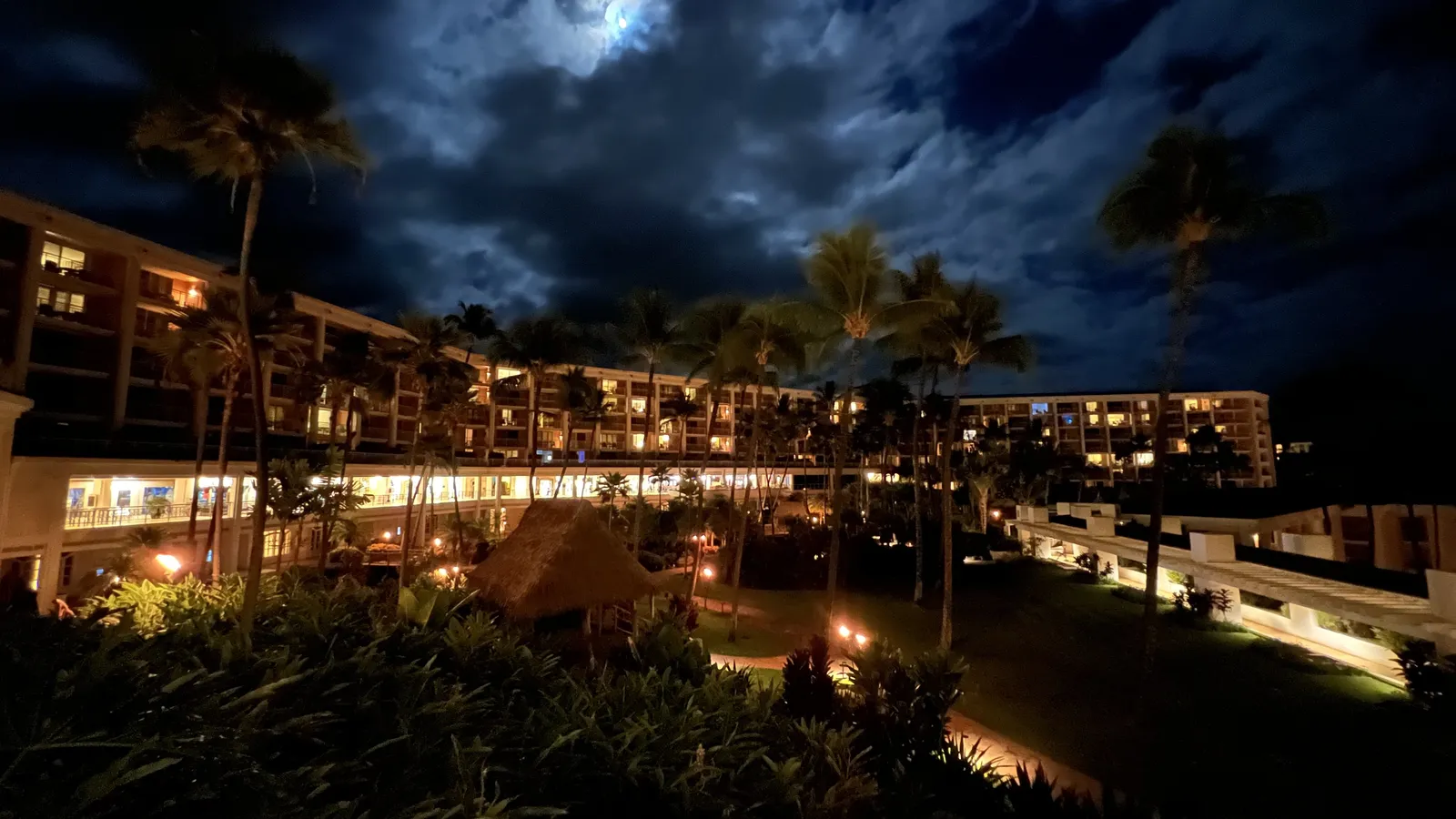 Grand Wailea Maui, A Waldorf Astoria Resort — Exterior, Wailea