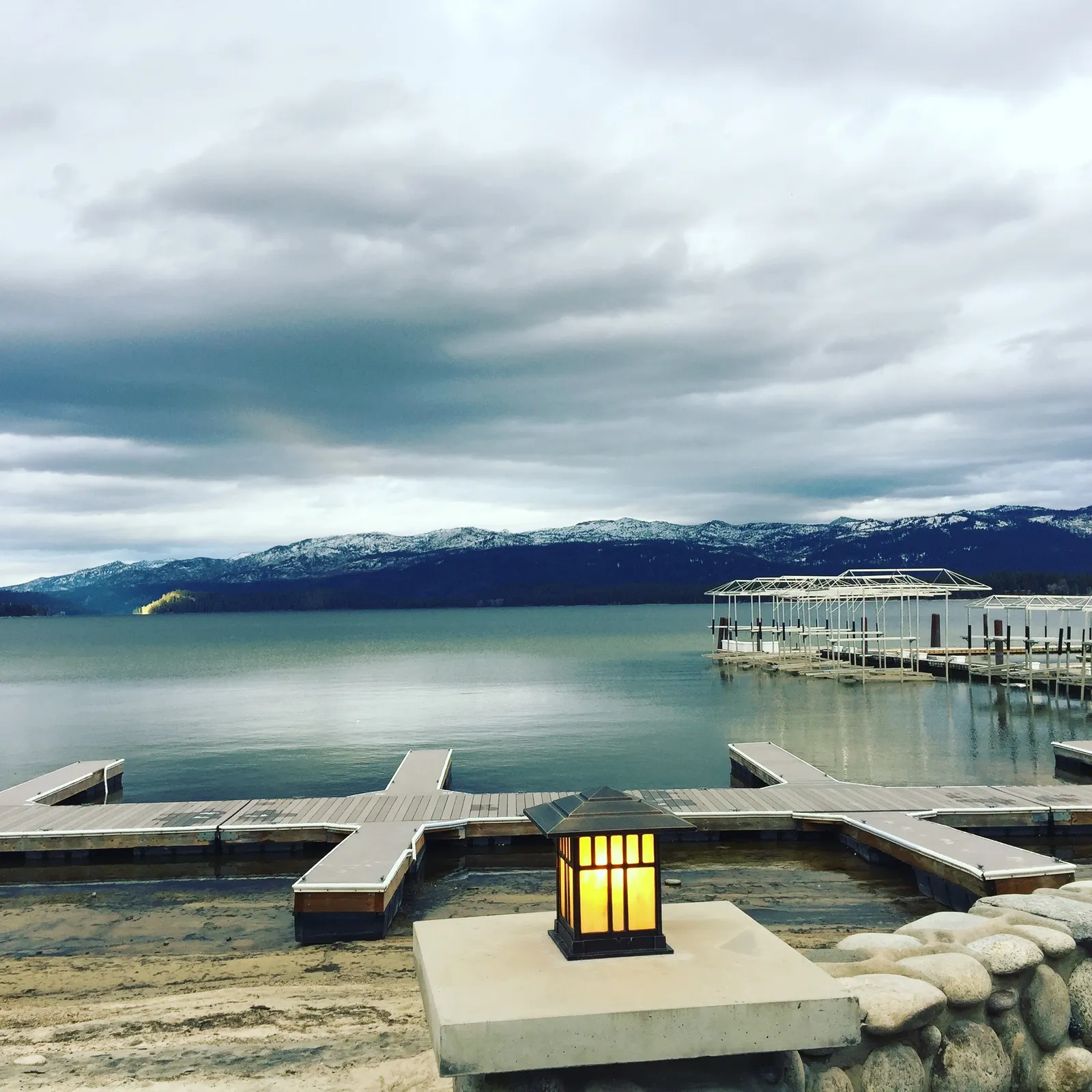 Shore Lodge — Exterior, McCall