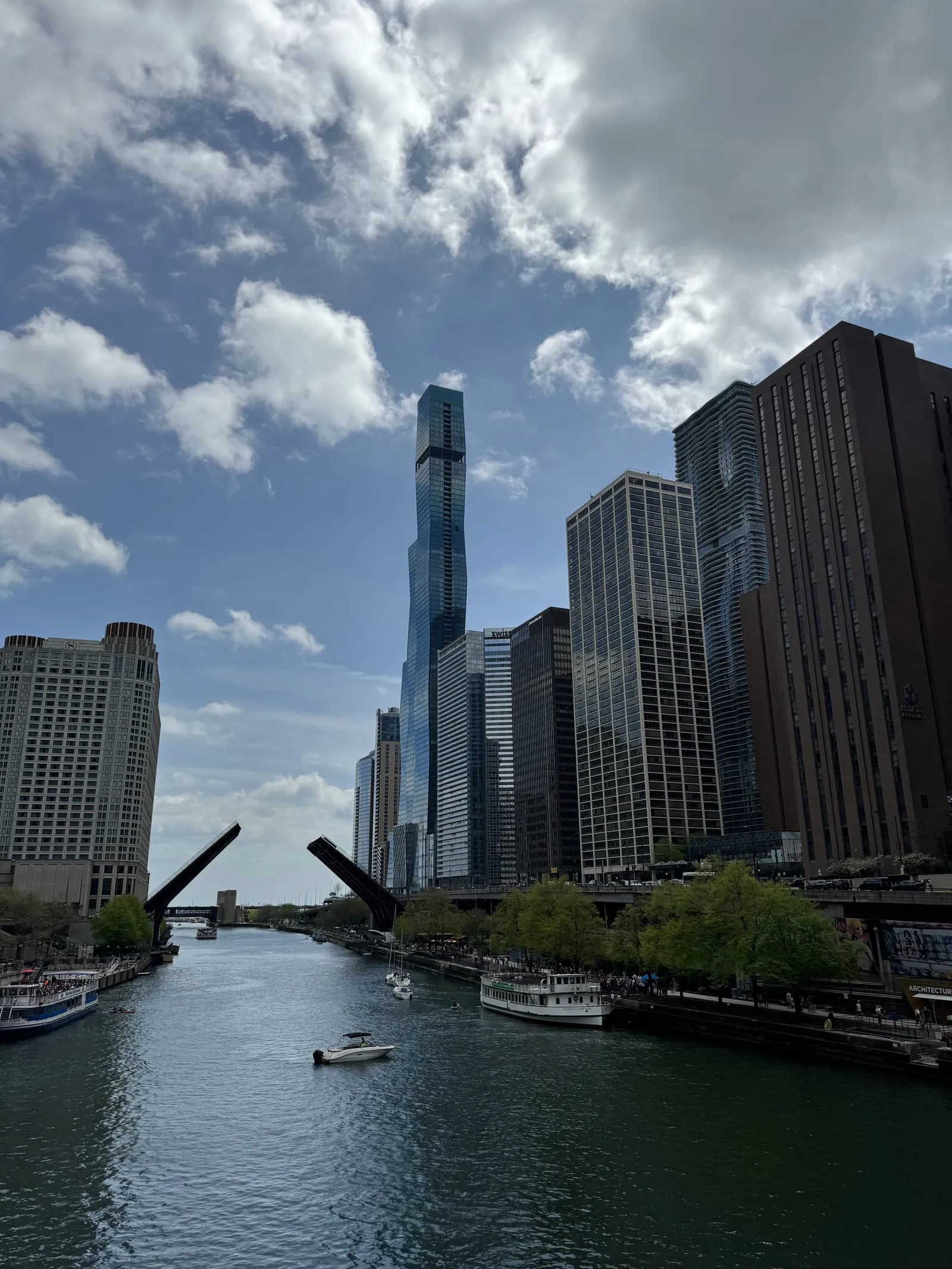 The St. Regis Chicago — Exterior, Chicago