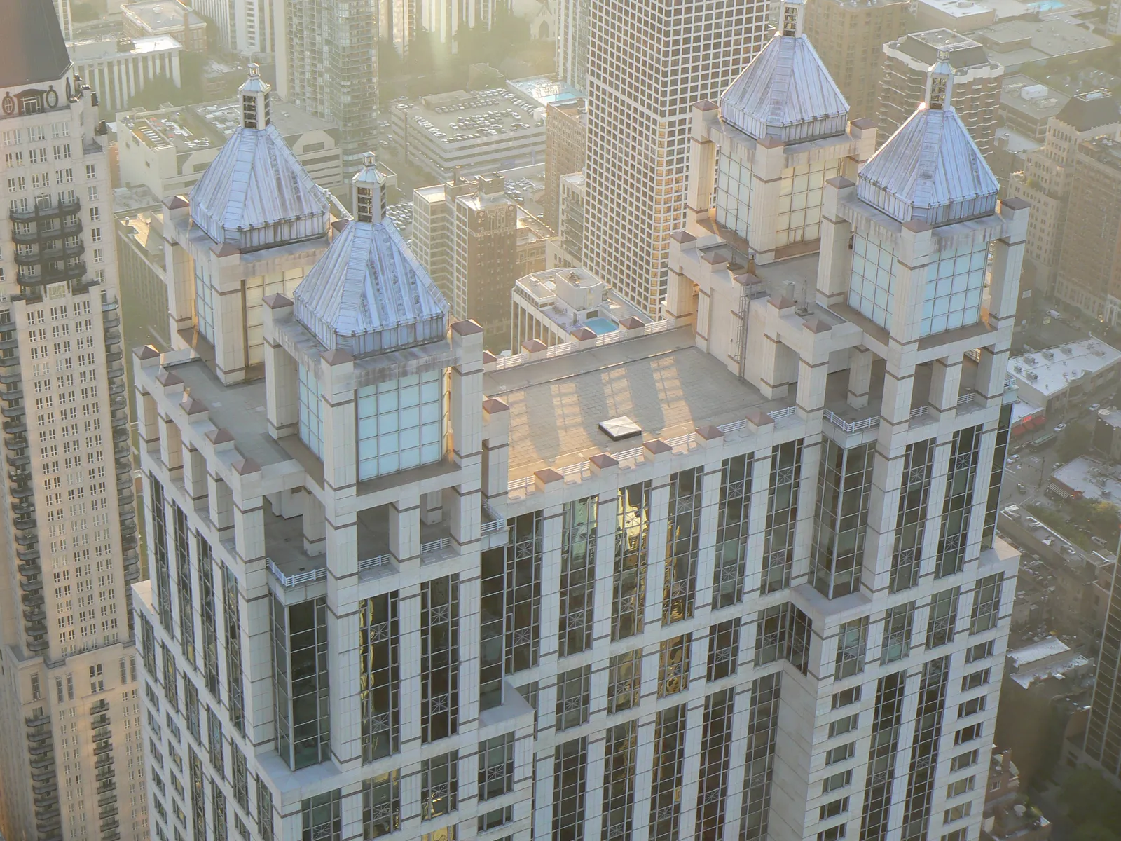 Waldorf Astoria Chicago, Chicago