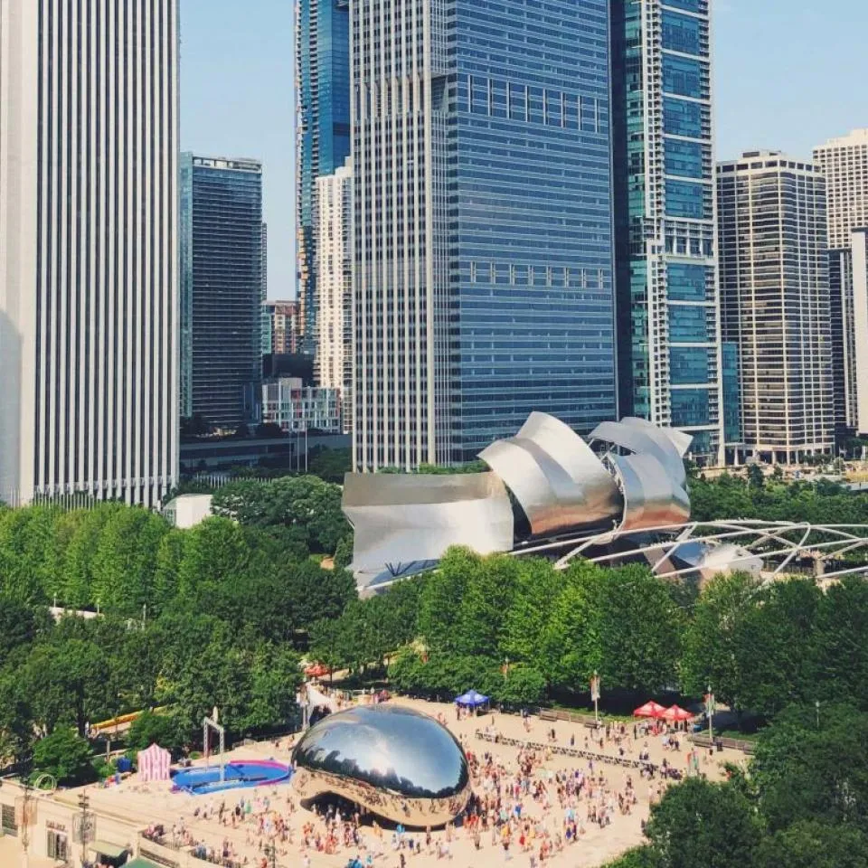 Viceroy Chicago, Chicago