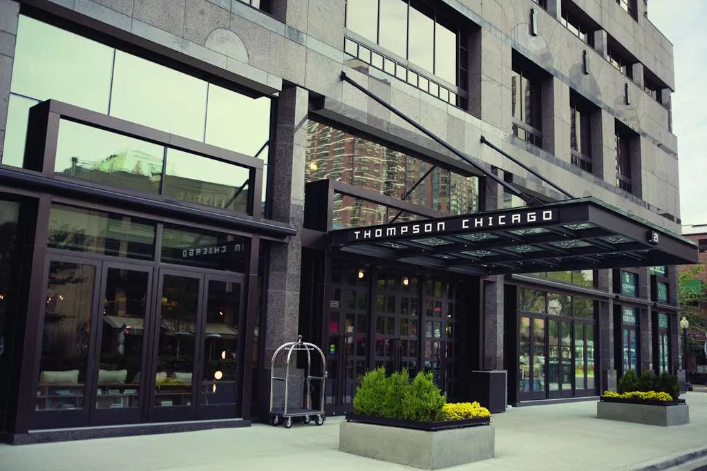 Thompson Chicago — Exterior, Chicago