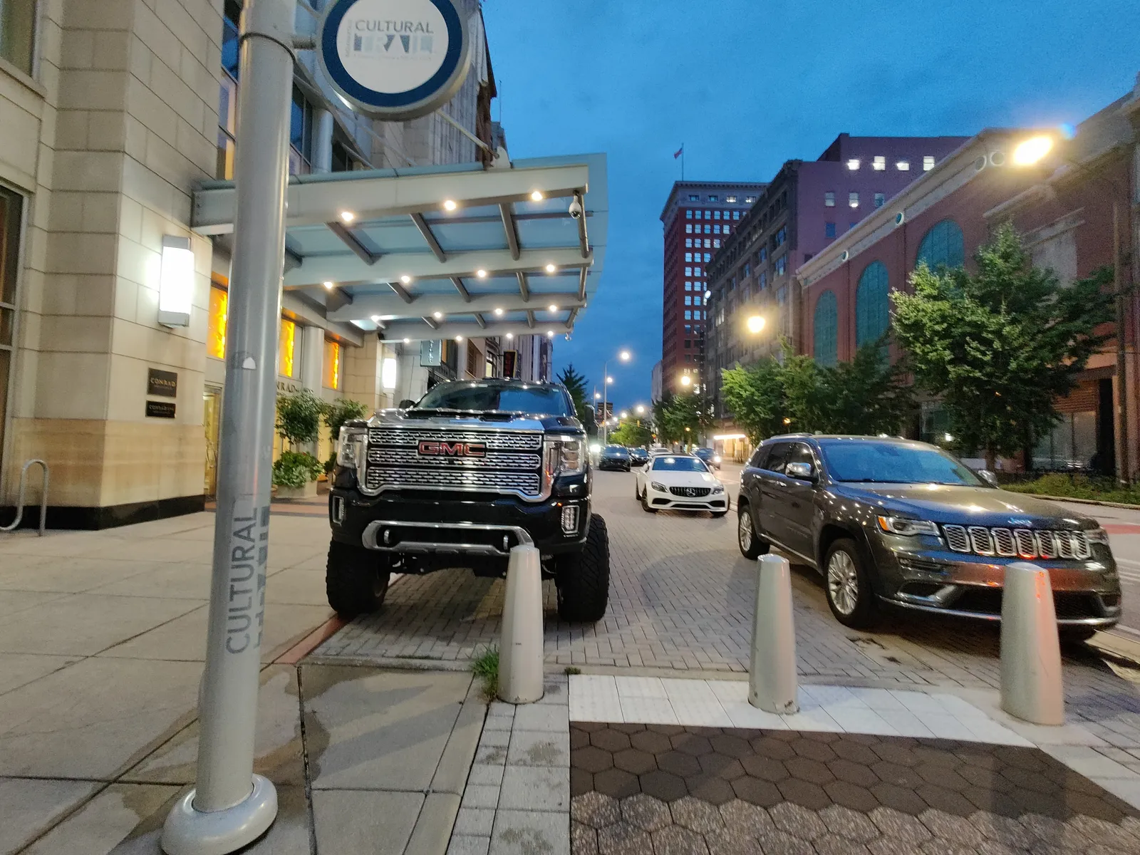 Conrad Indianapolis — Exterior, Indianapolis