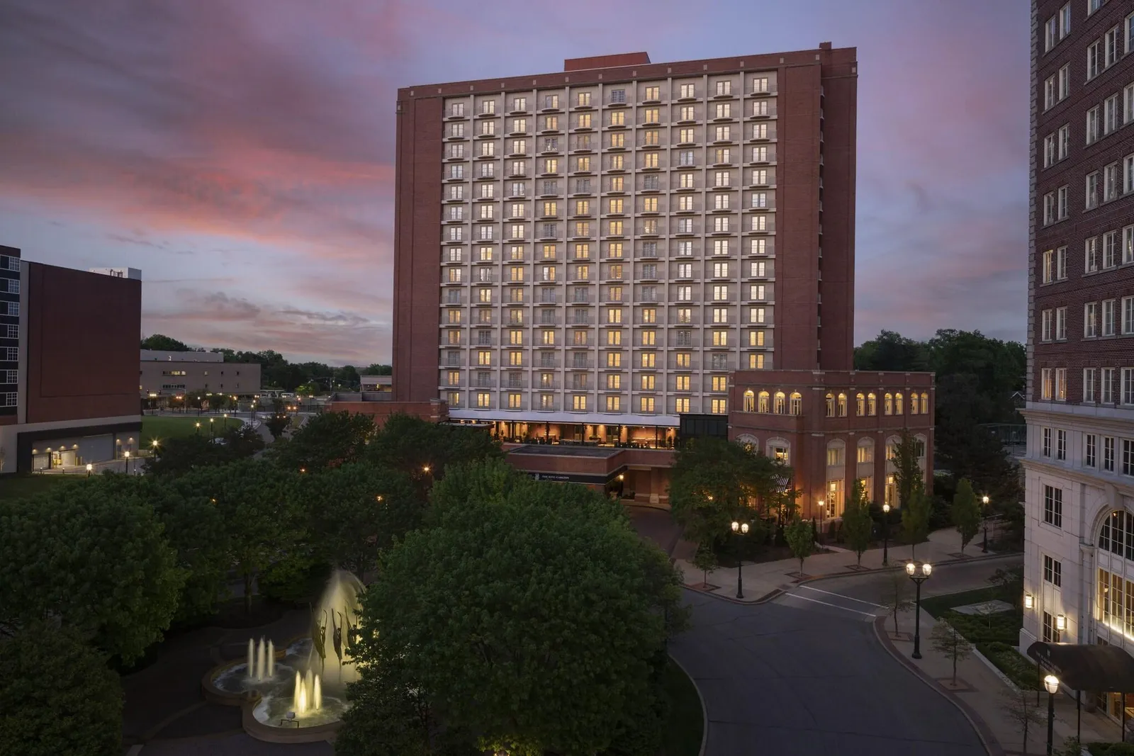 The Ritz-Carlton, St. Louis — Exterior, Clayton