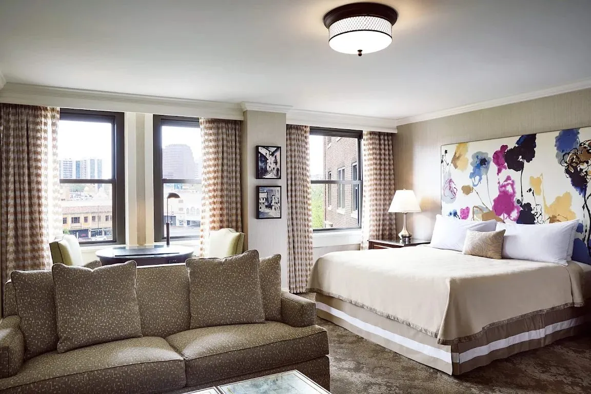 The Raphael Hotel, Kansas City