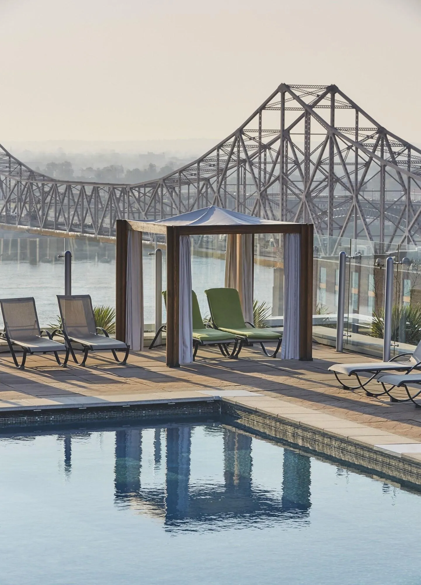 Four Seasons Hotel St. Louis — Exterior, St. Louis