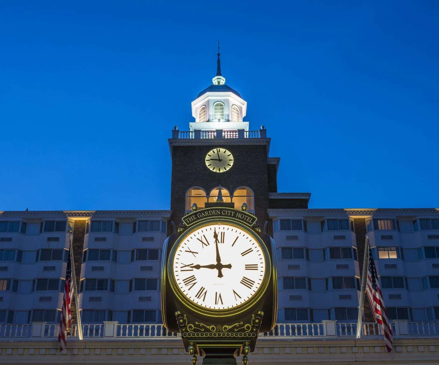 The Garden City Hotel — Exterior, Garden City