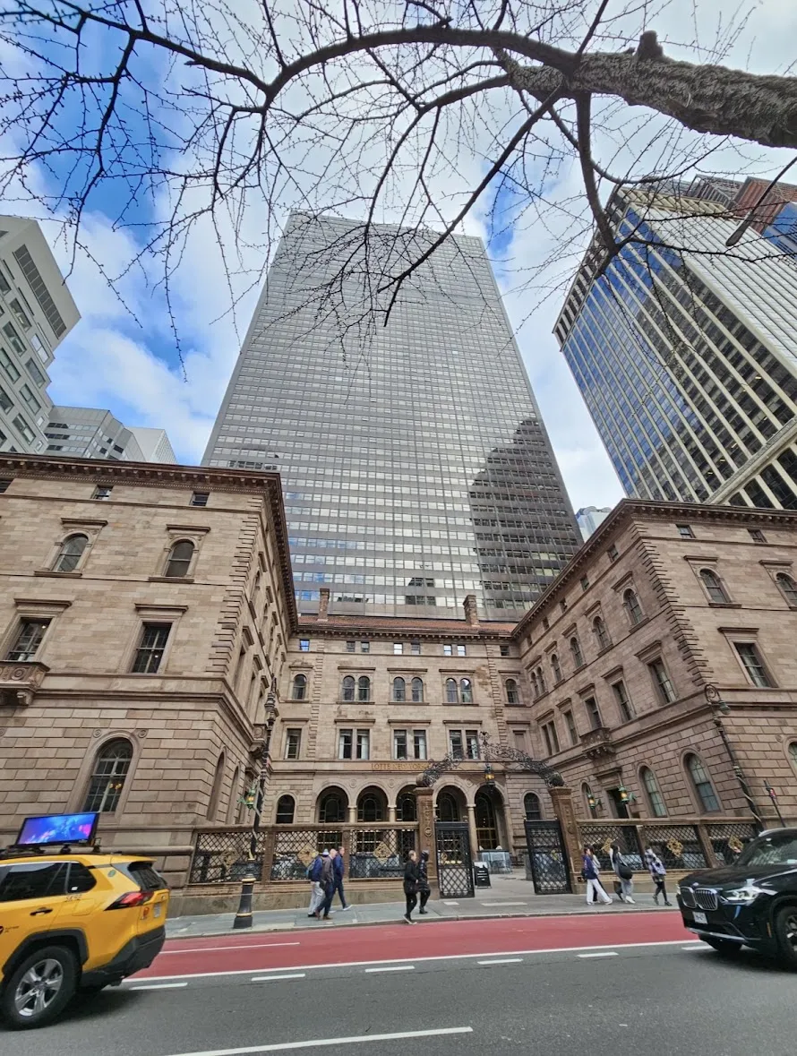 The Towers at Lotte New York Palace — Exterior, New York