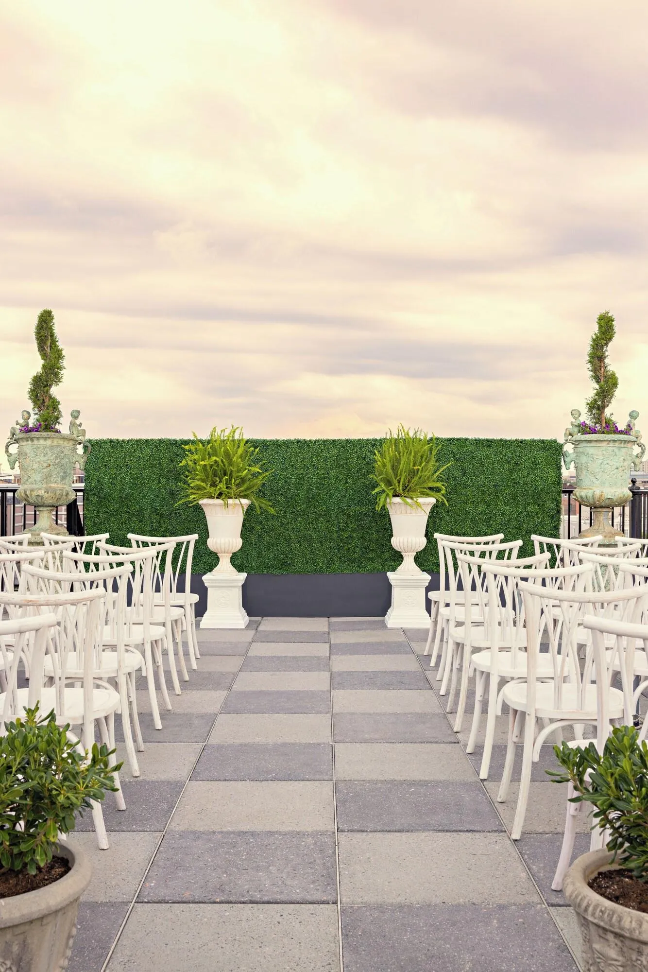 Market Pavilion Hotel — Exterior, Charleston