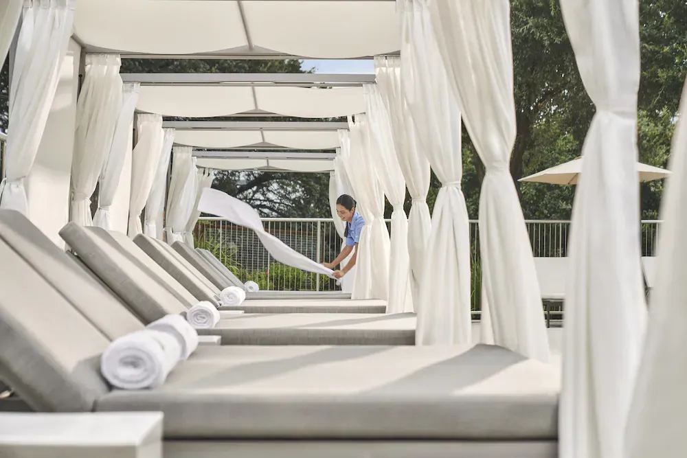 Four Seasons Hotel Austin — Exterior, Austin