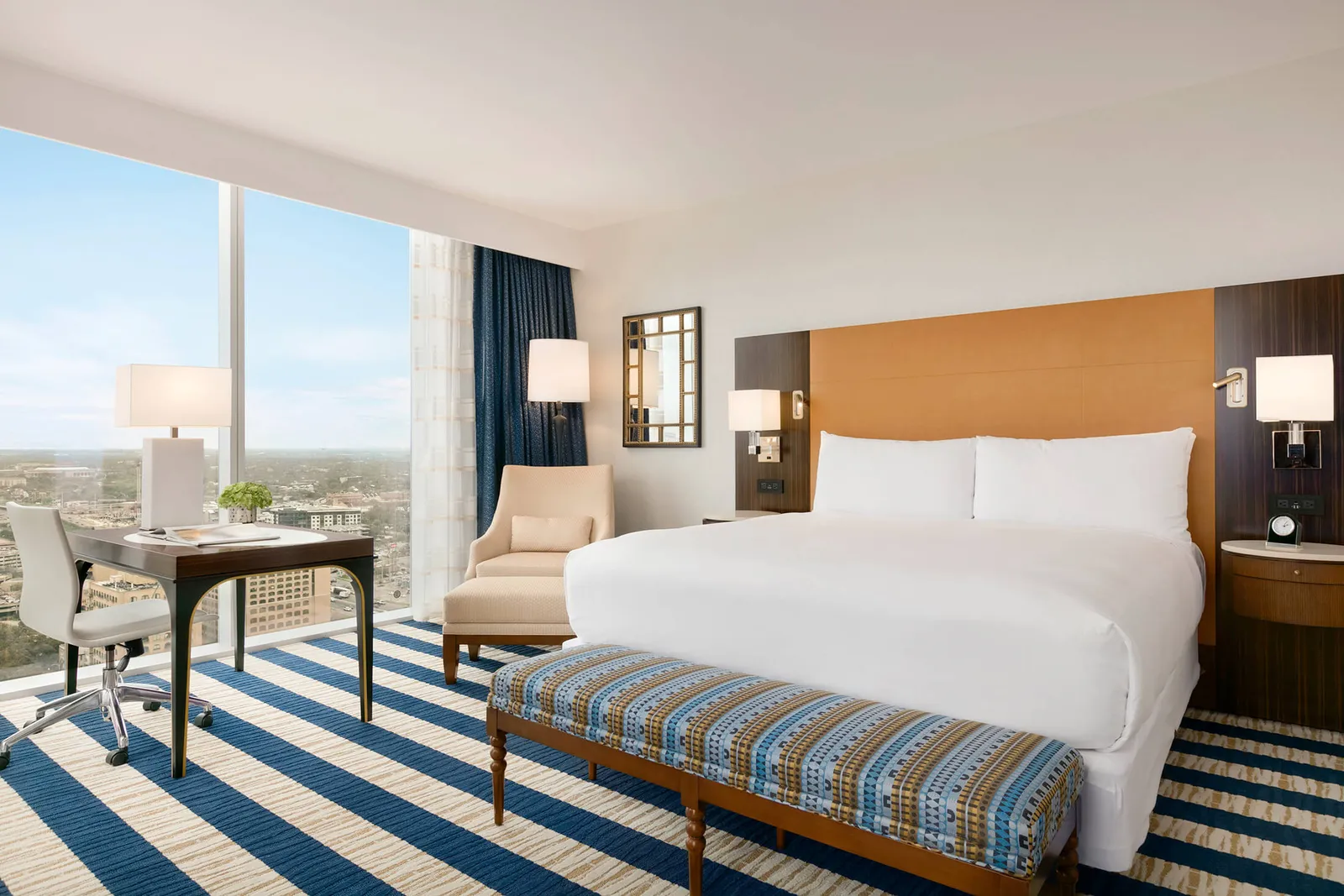 Fairmont Austin, Austin