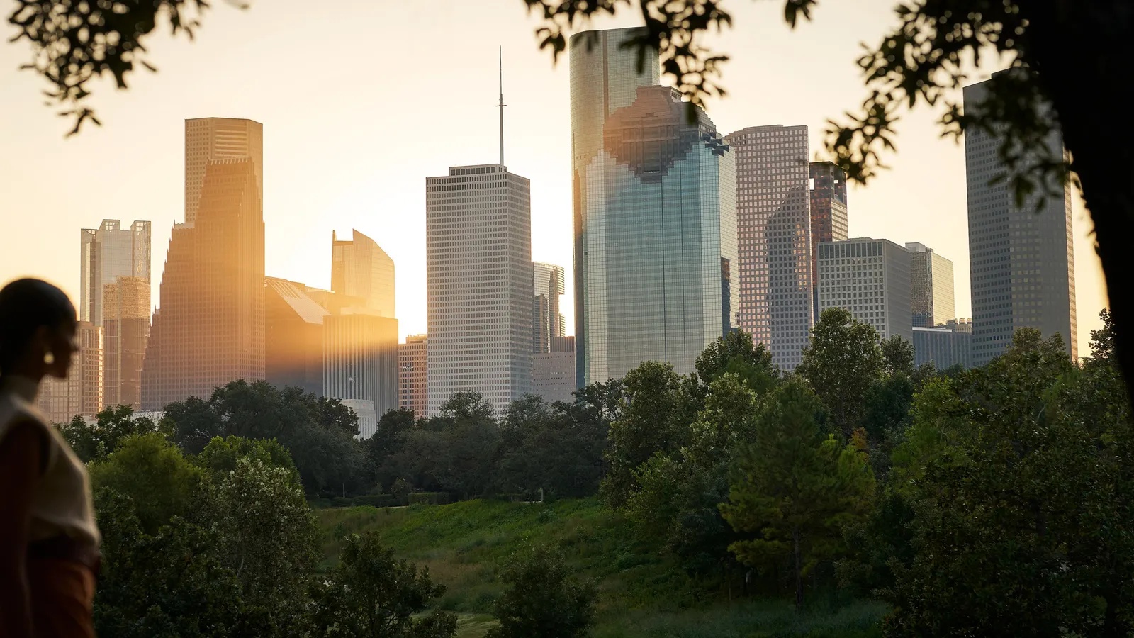Four Seasons Hotel Houston — Exterior, Houston